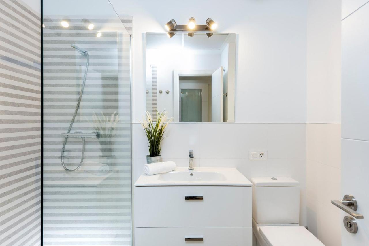 Deluxe Astoria Triana II Acogedor Y Tranquilo Apartment Seville Ngoại thất bức ảnh